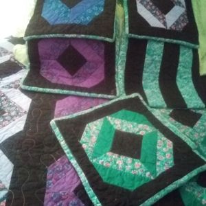 Beautiful quilt handmade new never used twin bed